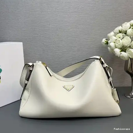 Fashionrepsfam ru Bags 2407YZ0073 Prada 0805